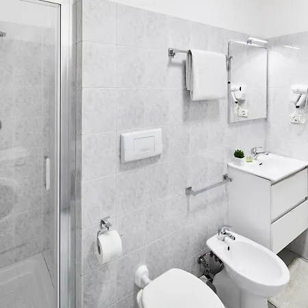 House Naviglio Quattro Apartament
