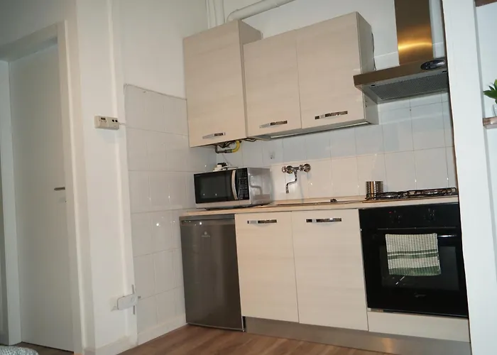 Apartment House Naviglio Quattro